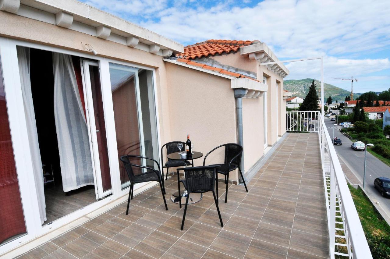מליני Apartment Fiorenini 2 מראה חיצוני תמונה